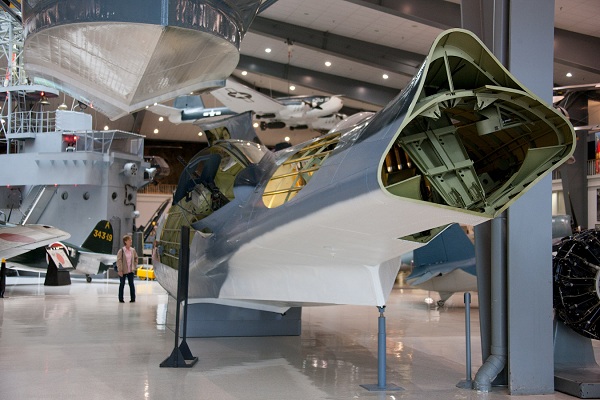 Musée de l'aviation navale à Saint-Pétersbourg